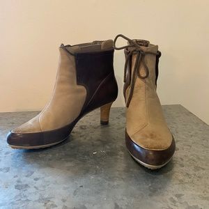 TSUBO Women’s Khepri Ankle Boot